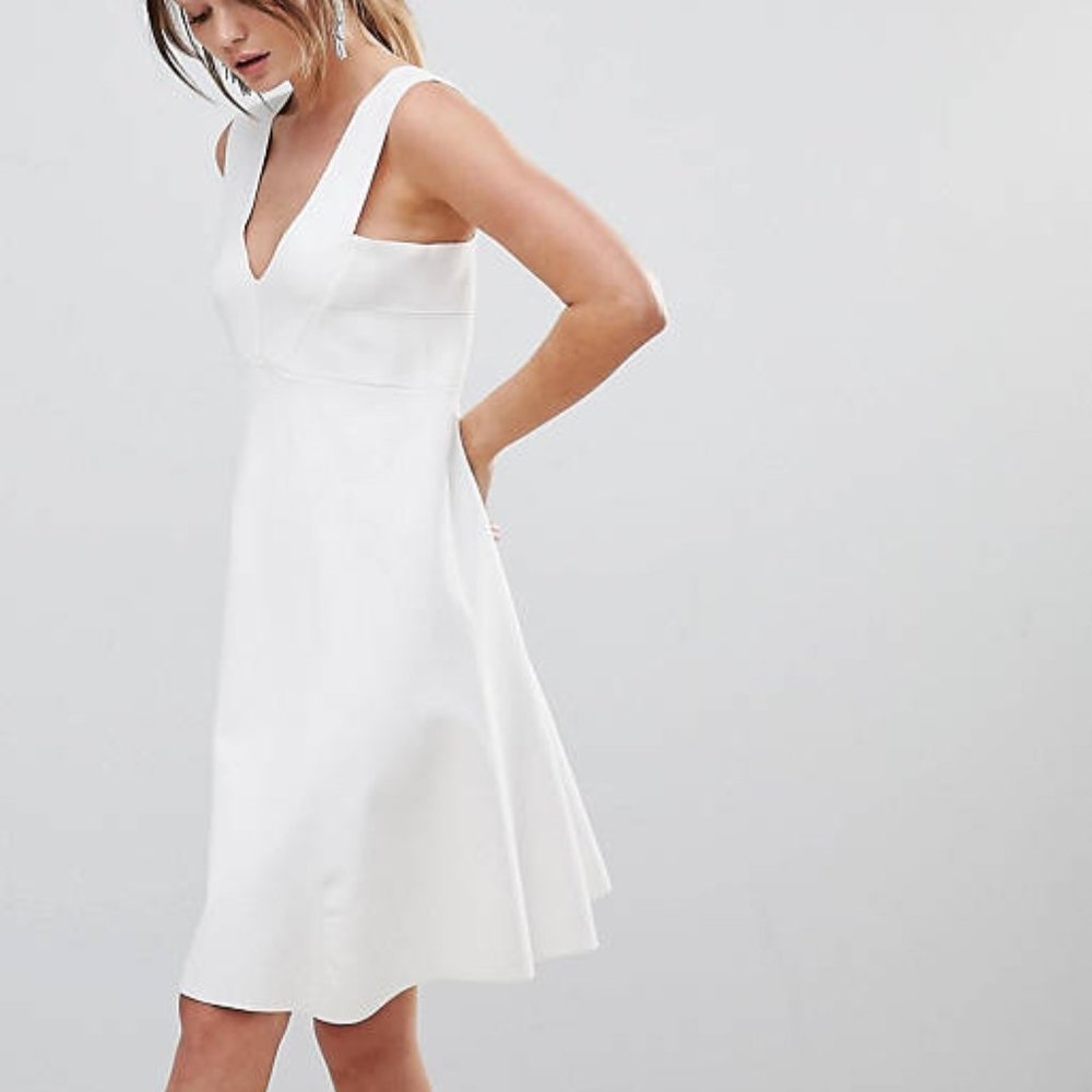 Reiss Jamie Fit and Flare Dress in Ivory